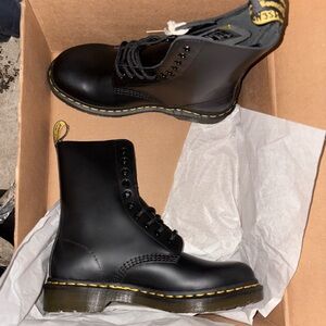 Dr. Martens 1490 Smooth Black Leather Boots